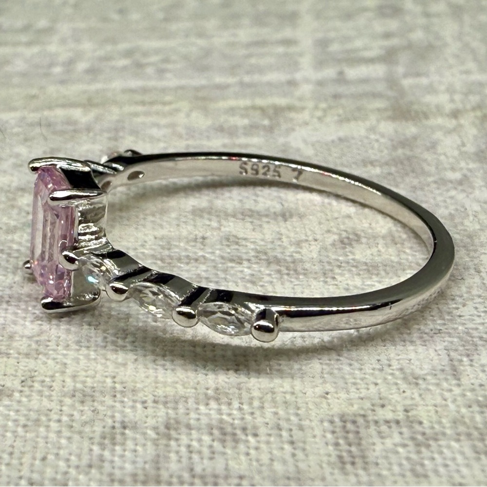 NWT Sterling Silver & Pink CZ Emerald Cut Ring, Size 7 - Picture 3 of 4
